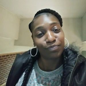 Meet your Posher, Tisha